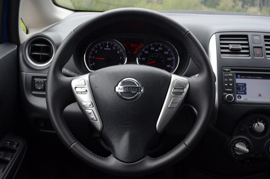  Nissan Versa Note 2014 года  (фото 120 из 137)